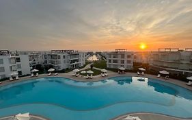 Departamento de Playa (con piscina propia) en km 107 Asia, Lima